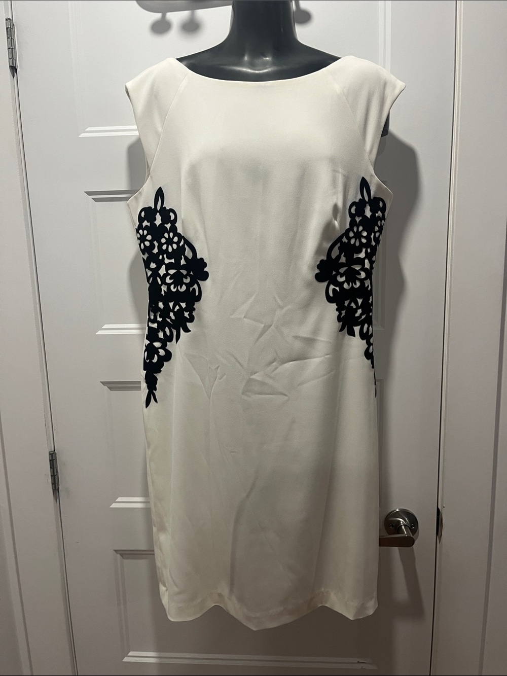 julia jordan White Mini Dress with Black Lace Side Accents - Picture 2 of 5